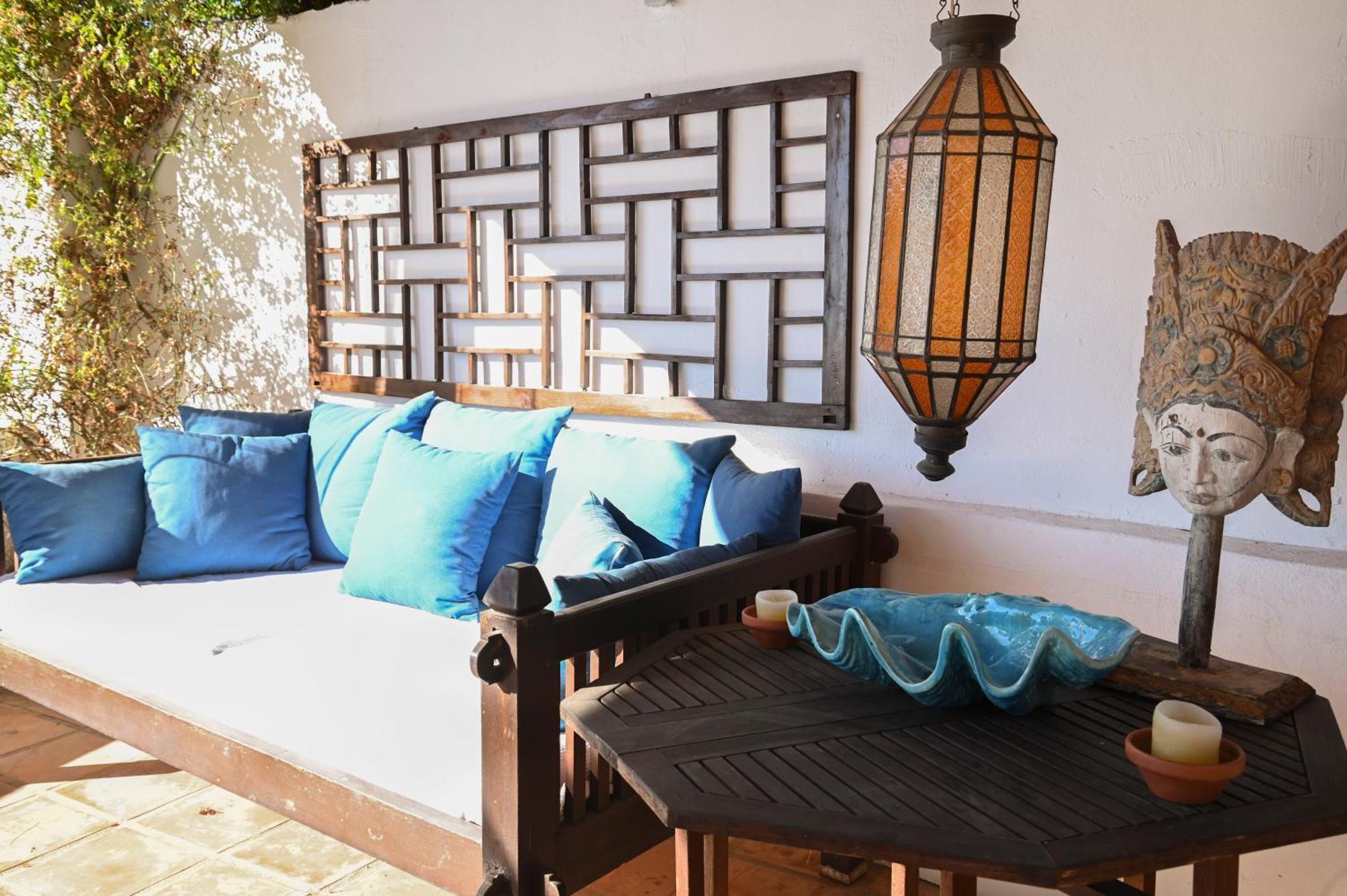 Samar Villa *