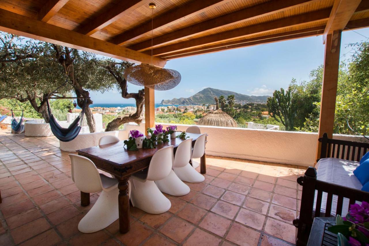 Samar Villa *